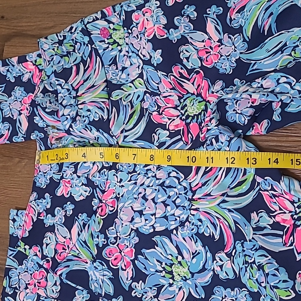 Lilly Pulitzer Blue and Pink Luxletic Leggings used good condition zise 4 - Picture 4 of 12